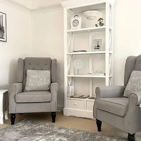 County House - The White * ヨーク