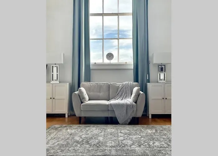 County House - The White ヨーク