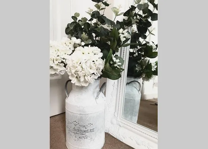 County House - The White ヨーク