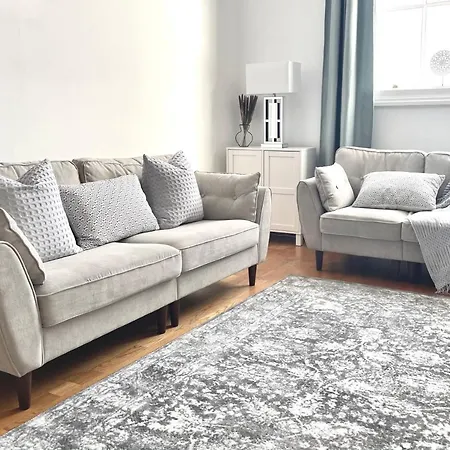 County House - The White * יורק